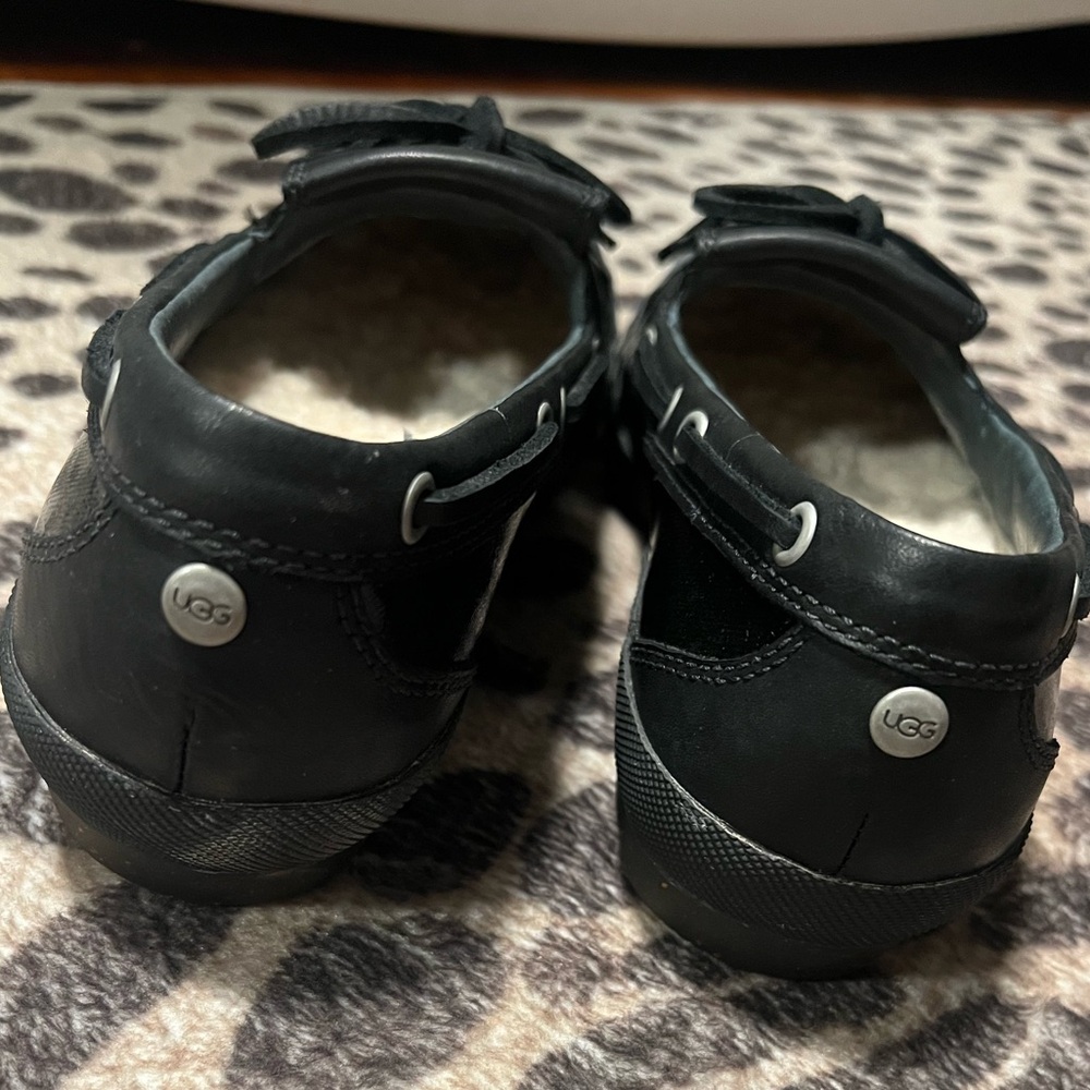UGG Black Patent Leather Boat Shoe Loafers Waterproof - Picture 5 of 9